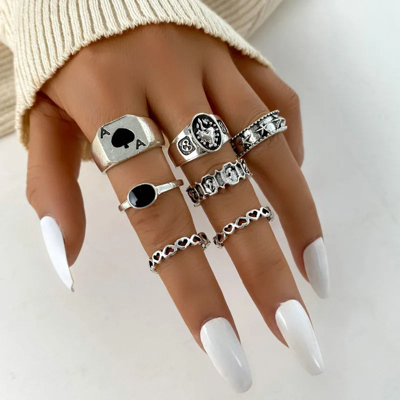 Vintage Gothic Heart Rings Set For Women Men Punk Playing Card Spades Geometric Hollow Butterfly Ring Retro Finger Ring Jewelry
